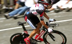 米兰体育官网-法国轻取智利展露冠军相，C罗状态火热再掀金球悬念