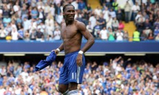 米兰体育app入口-美加墨世界杯焦点战，智利生死战取胜，AC米兰元素成关键变量