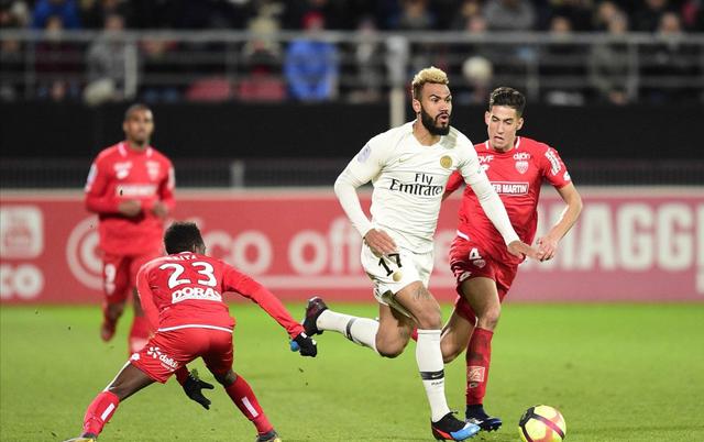 里昂遗憾平局,争冠形势严峻的简单介绍 里昂遗憾平局,争冠形势严峻的简单介绍