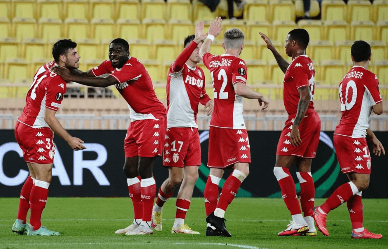 皇家社会终结马德里双雄的连胜纪录的简单介绍