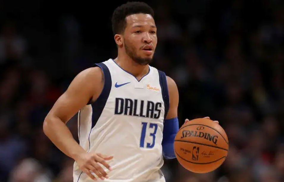 亚当岑尼普科一鸣惊人，为球队带来胜利