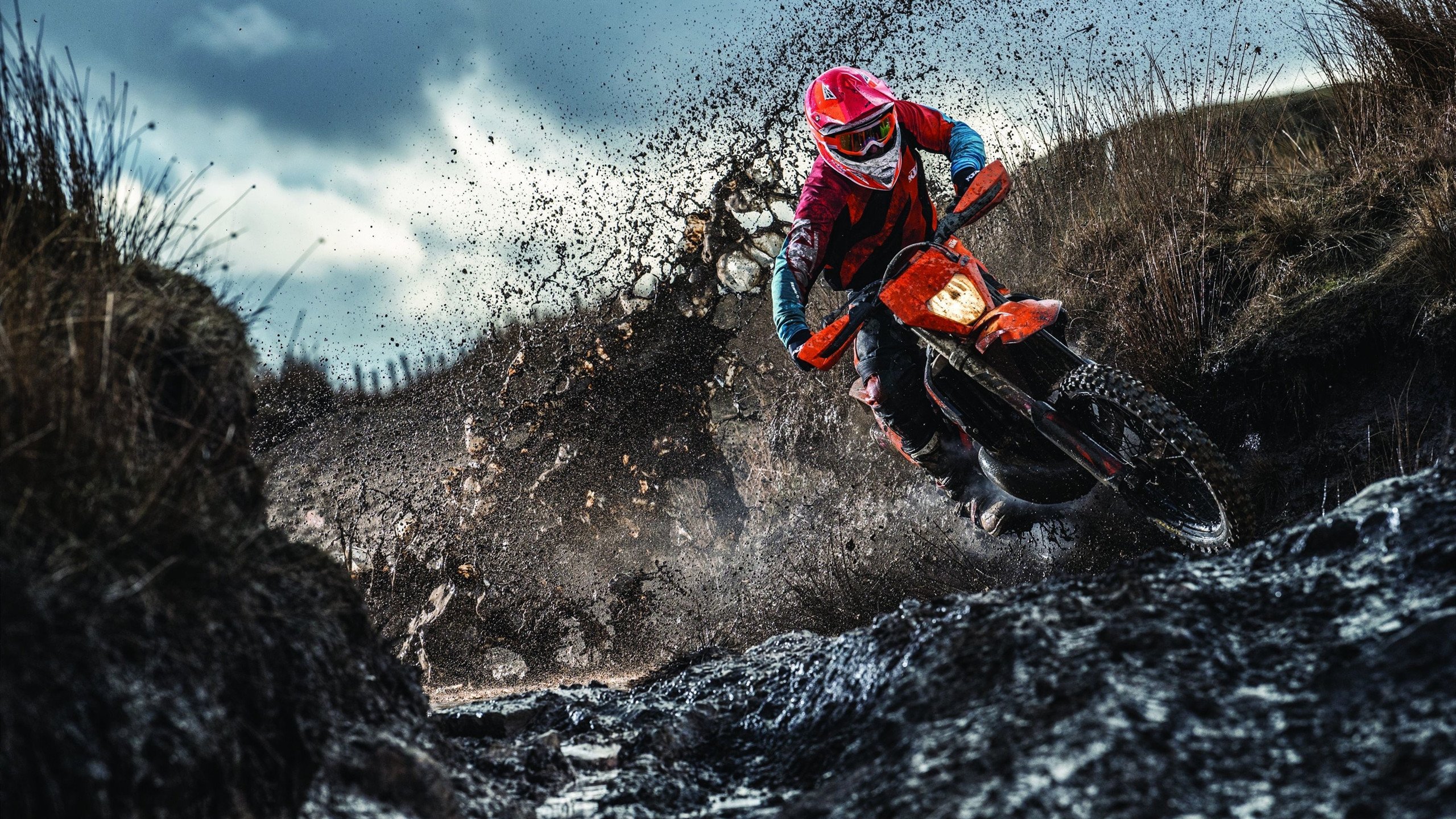 拉亚刷新纪录之夜，马德里竞技的翻盘哲学与中国足球的启示