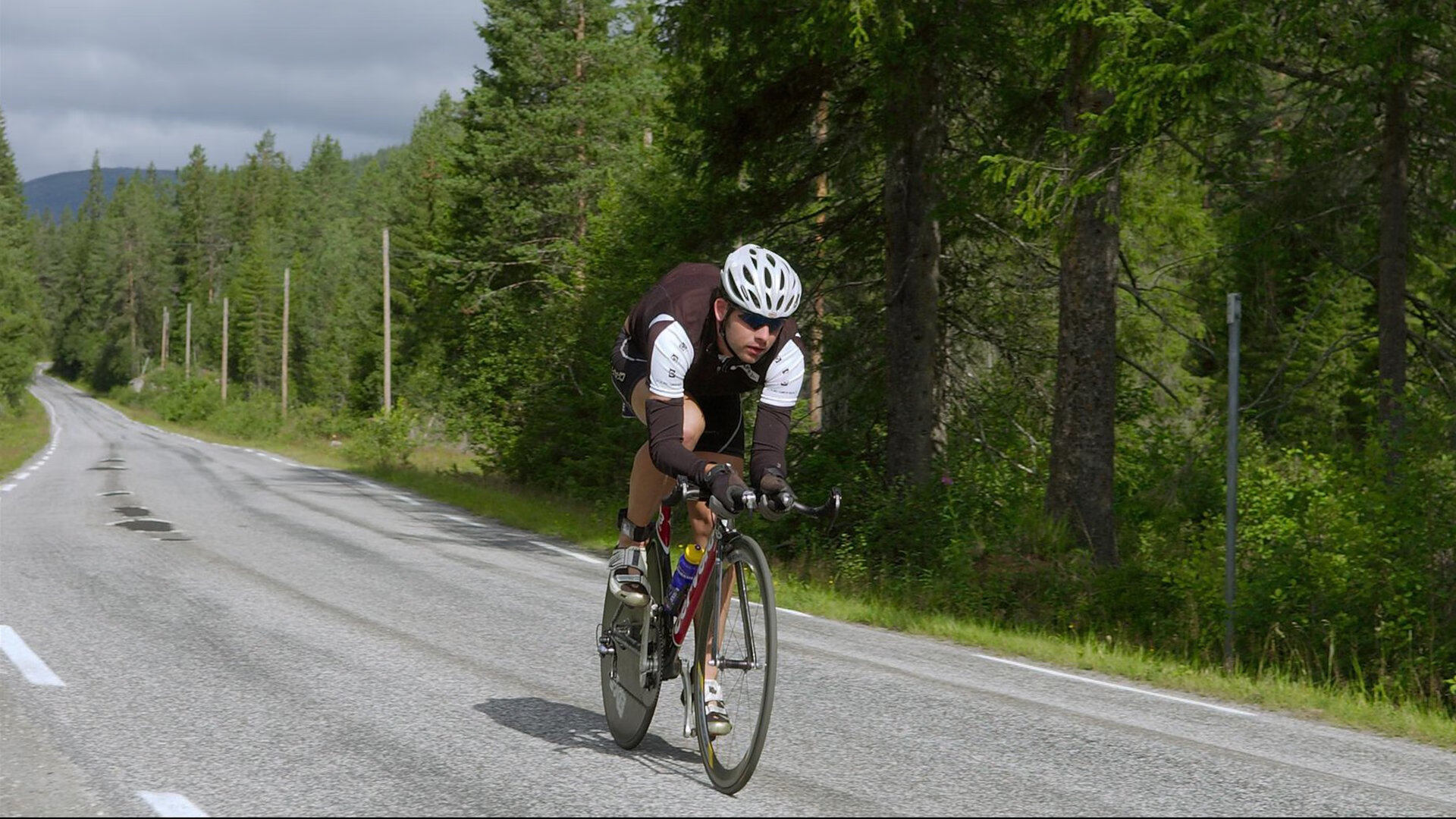 红土预热，硬地余威，辛纳蒙特卡洛轻取澳网状态，大师赛火热开局背后的战术进化